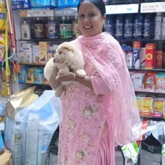 Another satisfied pet parent with her new Chow Chow puppy. I ensure all my clients receive a pet that is not only beautiful but also has a great temperament.