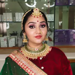 A final portrait of this bride, looking absolutely stunning and ready for her wedding.