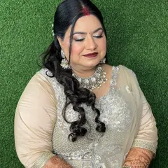 Makeup for her 25th anniversary. What an honor. We went for a timeless, elegant look with a bold lip and classic silver glitter on the eyes to celebrate such a special day.