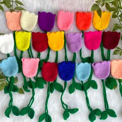 A rainbow of tulip keychains. I had so much fun making this colorful order. These are perfect for return gifts or for sharing with friends.