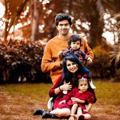 Getting that perfect family photo with toddlers can be a happy chaos! I love this playful stack of the whole family. Outdoor settings give us the space to create fun, interactive portraits like this one.