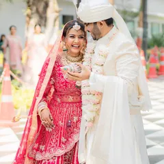 That 'just married' glow is everything! Capturing these moments of pure joy between the couple is why I love what I do. My goal is to create a minimal wedding makeup look that lasts through happy tears and feels completely weightless, so you can just focus on your happiness.