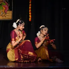 A series of expressive moments from 'Rusali Radha Rusala Madhav', a piece that narrates a loving tiff between Radha and Krishna. Through Abhinaya, we explore the range of emotions from annoyance to reconciliation.