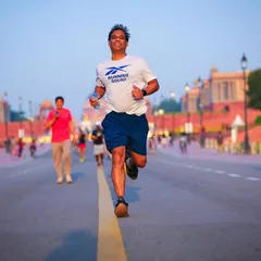 Running down the iconic Kartavya Path with the Rashtrapati Bhavan in the background. Our Sunday runs are not just workouts; they are an experience.