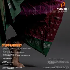 Here are all the details about the studio. You get a 600 sq. ft. clean, rectangular space with professional wooden flooring, a full-length mirror, AC, and even a ring light and tripod for your shoots.