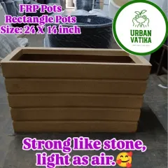 This large, rectangular FRP pot is strong like stone but light as air. It's a great choice for creating a hedge or planting multiple plants together.