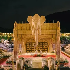 Built by faith and blessed by rain. This 30-foot tall mandap, a tribute to Ganeshji, was a miracle of design and perseverance, blending North and South Indian elements to create a truly divine space.