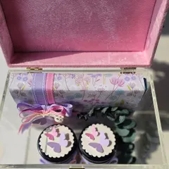 Welcoming a beautiful baby girl with a hamper that is very close to my heart. This gorgeous acrylic box holds beautifully wrapped treats and jars, detailed with paper butterflies and delicate ribbons.