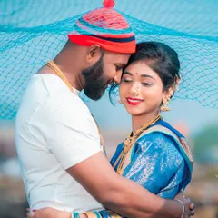 An intimate embrace under a fishing net. This photo uses a key element of Koli life as a creative prop, framing the couple in a tender moment that is both artistic and culturally significant.