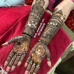 Your love story, told through mehndi. I specialize in creating custom portraits of the bride and groom, along with other meaningful symbols like this doli scene, making your bridal henna truly one of a kind.