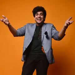 Jiyo, khush raho, muskurao! A simple photo but it captures everything I believe in. Dance is about joy and expressing yourself freely.