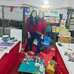 It’s always wonderful to have friends and happy clients visit my stall. This is me with a mother who has been bringing her child to my workshops for over 7 years.