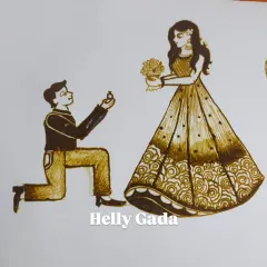 A simple yet powerful depiction of a proposal. This minimalist figure work is perfect for capturing that one special moment forever in henna.