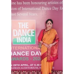Standing by the banner for The Dance India International Dance Day Awards. I was so happy and honored to be a recipient of their prestigious award in Delhi.