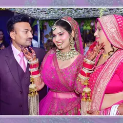 An album page capturing a heartwarming moment between the bride and her family.
