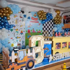 Another angle of the transportation theme, highlighting the construction vehicle cutout and the detailed city map backdrop. Every element is chosen to fit the theme perfectly.