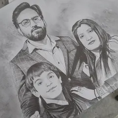 A family portrait commission on A3 paper. This piece took 16 hours, focusing on the interaction between the parents and their son to create a unified artwork.