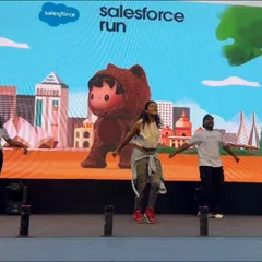 A shot of my team and I guiding the participants through a routine at the Salesforce event. We demonstrate every step clearly, making it easy for employees of all fitness levels to participate and feel successful.