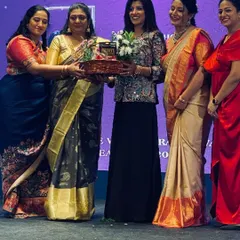 I was honored to be the gifting partner for the Sthree Creators awards. Here I am presenting a curated hamper to one of the awardees, celebrating the spirit of women entrepreneurs.