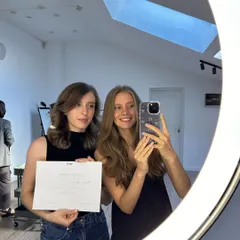 The best part of our job is seeing our students succeed. Here is a proud graduate with her certificate after completing one of our beauty training courses. We love celebrating this moment when a new professional journey begins.