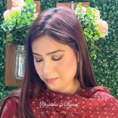 This soft, elegant look was created by a student during a one-on-one practice session. It’s amazing to see her blending techniques improve with each step.