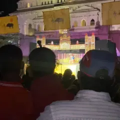 Another perspective showing the rapt attention of the crowd. Bringing our heritage to life for a new generation is the core of our mission at Dhaatu.