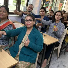 In my workshops, we don't just talk; we practice. Here, parents are engaging in an activity focused on positive thinking. These hands-on exercises help internalize the concepts and provide parents with tools they can immediately use at home to foster cognitive development and good behavior.