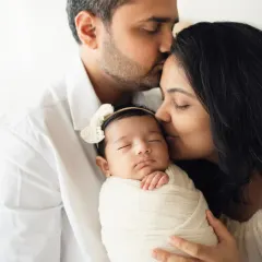 This is what it's all about. The tender, quiet moments right after your baby arrives, creating your first memories as a new family. I love capturing this pure connection.