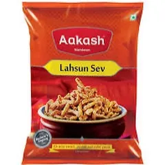 For garlic lovers, I have the Lahsun Sev from Indore's Aakash Namkeen. This sev has a bold and savoury garlic flavour that is incredibly addictive.