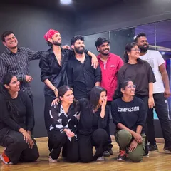 All smiles and good vibes with the Bollywood evening batch.