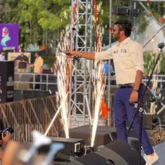 Caught in the moment at the Sundowner festival. There's nothing like the feeling of a big stage, the lights, the pyrotechnics, and a crowd that's ready to party. This is what 'The Singer Diamond Show' is all about.