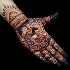 A stunning dark stain on a bridal portrait design. The contrast and clarity show the quality of the henna paste I use for all my clients.