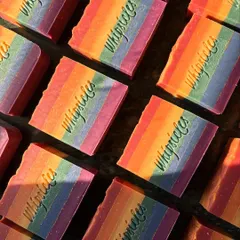 Introducing the Happy Bar, a celebration of joy in soap form. Each vibrant layer is colored with natural clays, from Brazilian Yellow to French Pink, creating a beautiful rainbow to brighten your day.