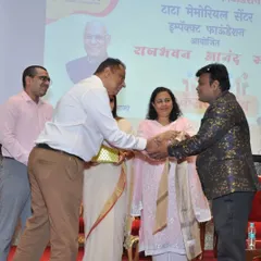 Being felicitated for my performance at the Raj Bhavan event. I am always grateful for the opportunities to share my magic and bring joy to important occasions.