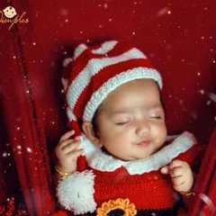 A close-up of this sweet sleeping face. Newborn sessions are all about capturing these fleeting, precious details.