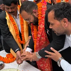 Cutting my birthday cake with the support and blessings of my colleagues from the Shahdara Bar Association.