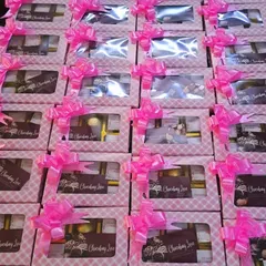 These pink-themed chocolate boxes are a perfect and affordable return gift for a kid's birthday party. They are easy to distribute at school or at the party itself.