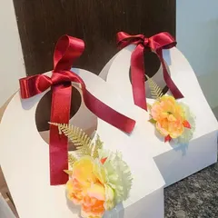 This is my Universal Happiness Hamper, designed to be a go-to gift for any occasion. The simple and elegant white carry-box is decorated with a ribbon and floral accent.