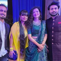 Posing with the wonderful couple Palak Muchhal and Mithoon after their sangeet night. It was an incredible experience choreographing their family and friends for the celebration, and we wish them a lifetime of happiness.