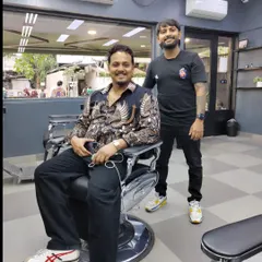 Had a great time with Neel from Just Neel Things at the shop. It's always fun connecting with top creators and getting them ready for their next project.