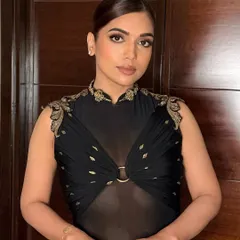A close-up on Samiksha's couture week glam. The focus is on flawless skin and beautifully defined, smokey eyes.