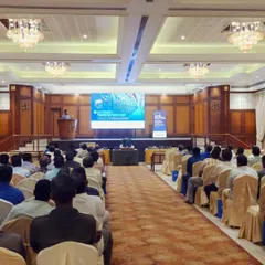 A view from our technical seminar in Salem, where over 200 professionals gathered to learn about smarter electrical systems. Our presentation on Automatic Transfer Switches is displayed on the main screen.