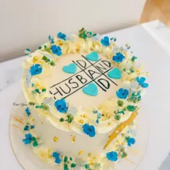 A little love, a lot of cake. A fun Tic-Tac-Toe cake designed for the husband who makes your heart skip a beat.