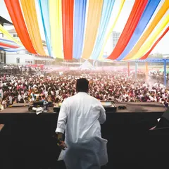 Facing a sea of 10,000 people at the Mahalaxmi Racecourse for a Holi festival. This is what pure energy looks like from the DJ booth.