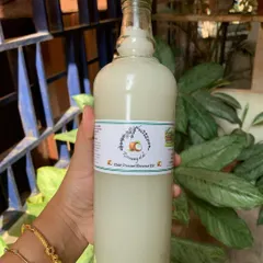 This is our signature cold-pressed coconut oil, bottled and ready for your kitchen. We make it from coconuts grown by the Kaveri river on our estate, and its pure, fragrant quality is perfect for cooking.