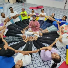 A beautiful moment of connection on International Yoga Day. We formed a circle to share our energy and celebrate the unity that yoga brings.