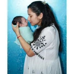 The bond between a mother and her newborn is something truly special. I aim to capture these tender, heartfelt moments during every family and newborn session.