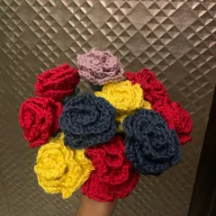 A bouquet of roses that will never wilt! I can create these handmade floral arrangements in any color combination you can dream up for a perfect, lasting gift.