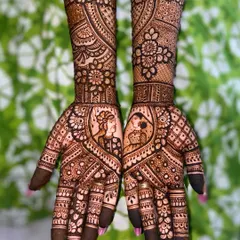 This design features beautiful portraits of a bride and groom, surrounded by a mix of floral, paisley, and geometric patterns for a classic bridal look.