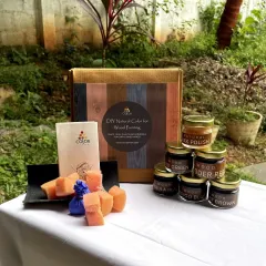 Discover the beauty of coloring wood with our DIY Natural Color for Wood Painting kit. The kit includes five earthy colors and a natural wax polish, allowing you to protect and beautify wood surfaces without harmful chemicals.